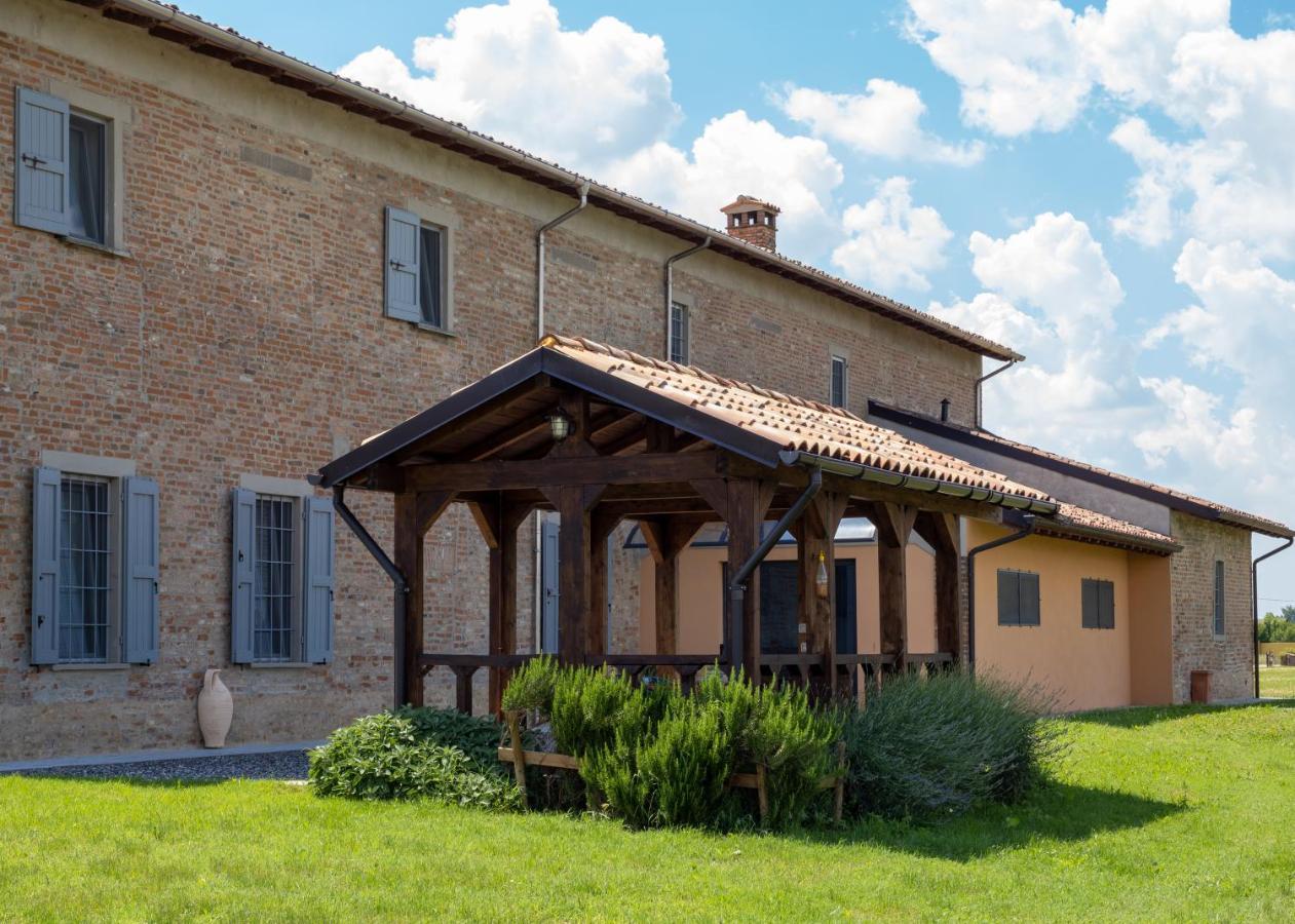 Fermo Della Guazzona Bed and Breakfast Busseto Exteriör bild